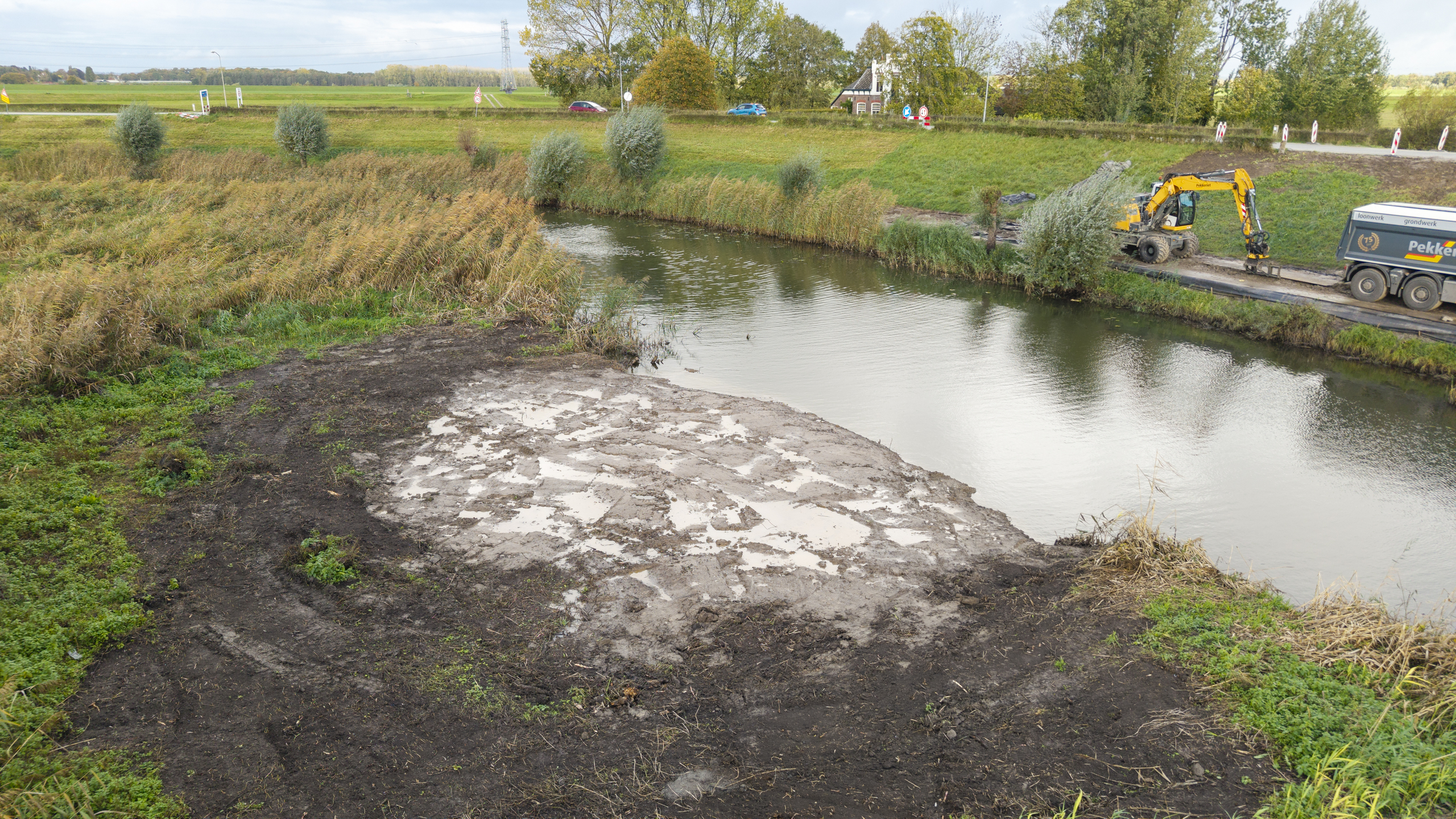 herstel hank en ijsseldijk grond